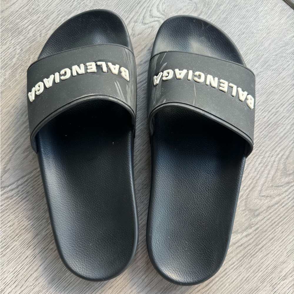 Balenciaga Pool Slides